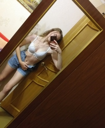 💋 Живу я в самом сердце Москвы, ведь город страсти и возможностей никогда не спит. 🌃 Мои услуги покрывают все твои фантазии и желания, ведь у меня опыт, который ты никогда не забудешь. 💥 Нежные ласки, оральные удовольствия, разнообразные позы - все это я смогу подарить тебе. 🔥 Мои отзывы говорят сами за себя, ведь моим клиентам я приношу незабываемые моменты наслаждения. 🌟 Мое фото подтверждено, поэтому можешь быть уверен, что встретишься с тем ангелом, которого увидишь на картинке. 💖 Дари себе истинное удовольствие - приходи ко мне. Жду тебя! 💌 Ира